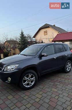 Внедорожник / Кроссовер Toyota RAV4 2009 в 
