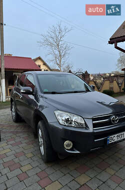 Внедорожник / Кроссовер Toyota RAV4 2009 в 
