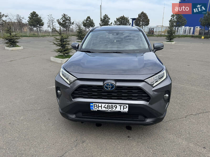 Внедорожник / Кроссовер Toyota RAV4 2019 в Одессе