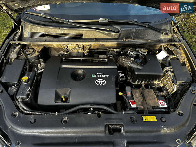 Позашляховик / Кросовер Toyota RAV4 2005 в Козові