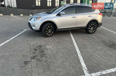 Внедорожник / Кроссовер Toyota RAV4 2013 в 