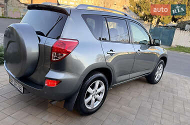 Внедорожник / Кроссовер Toyota RAV4 2008 в 