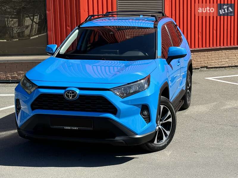 Позашляховик / Кросовер Toyota RAV4 2019 в Одесі