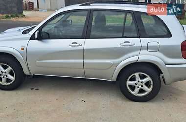 Внедорожник / Кроссовер Toyota RAV4 2004 в Иршаве