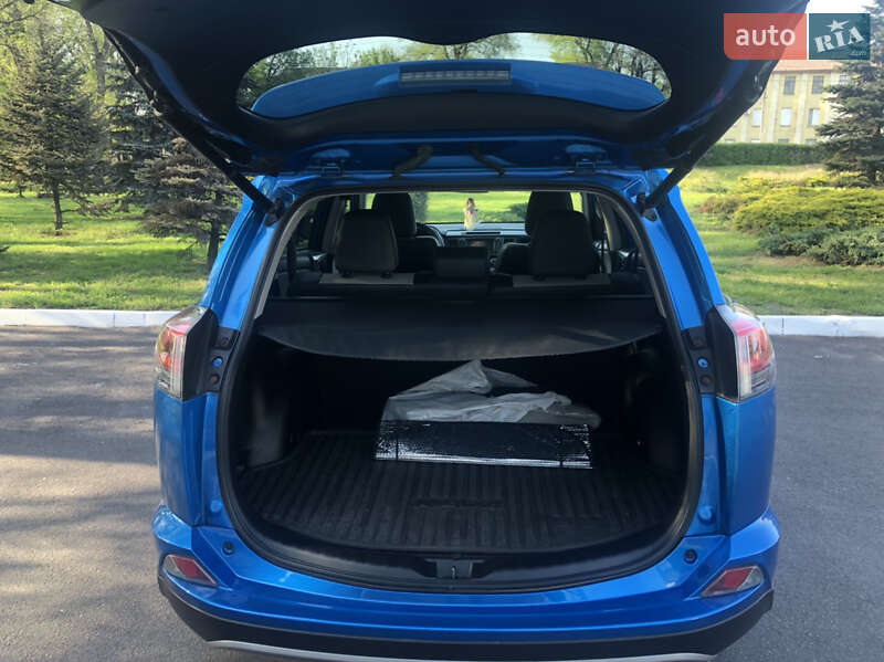 Позашляховик / Кросовер Toyota RAV4 2017 в Кам'янському фото 35 Позашляховик / Кросовер Toyota RAV4 2017 в Кам'янському