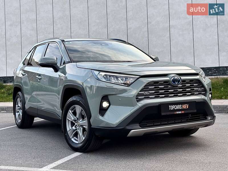 Позашляховик / Кросовер Toyota RAV4 2024 в Києві