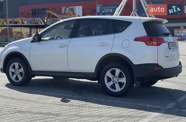 Внедорожник / Кроссовер Toyota RAV4 2013 в 