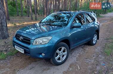 Внедорожник / Кроссовер Toyota RAV4 2007 в Киеве