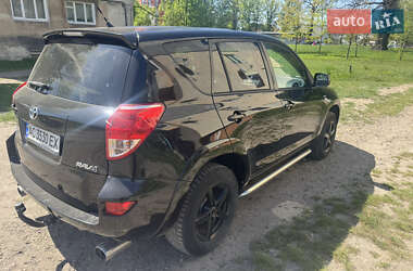 Позашляховик / Кросовер Toyota RAV4 2007 в 
