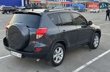 Внедорожник / Кроссовер Toyota RAV4 2008 в 