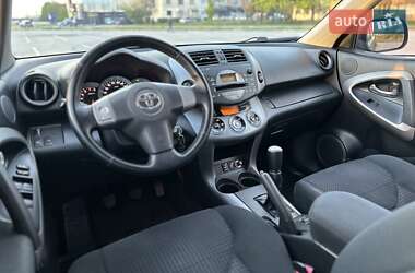 Внедорожник / Кроссовер Toyota RAV4 2008 в 