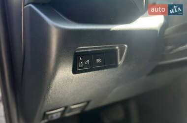 Внедорожник / Кроссовер Toyota RAV4 2020 в 