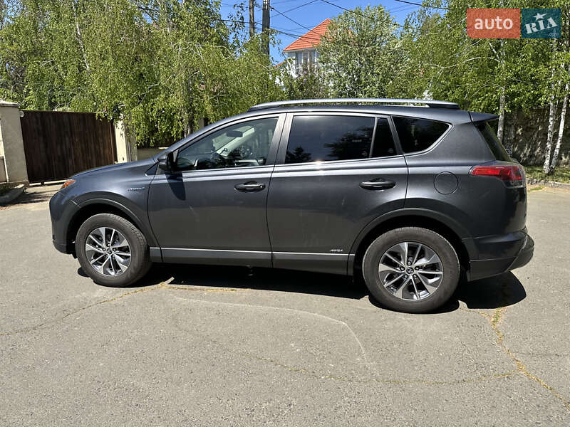 Позашляховик / Кросовер Toyota RAV4 2018 в Одесі