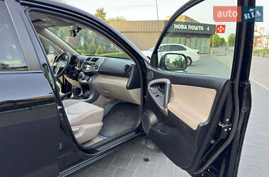 Внедорожник / Кроссовер Toyota RAV4 2007 в 