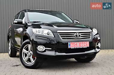 Позашляховик / Кросовер Toyota RAV4 2010 в 