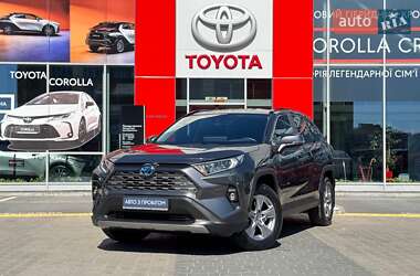 Позашляховик / Кросовер Toyota RAV4 2023 в Івано-Франківську