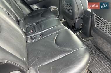 Внедорожник / Кроссовер Toyota RAV4 2006 в 