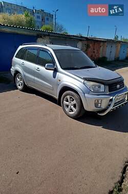 Внедорожник / Кроссовер Toyota RAV4 2002 в 