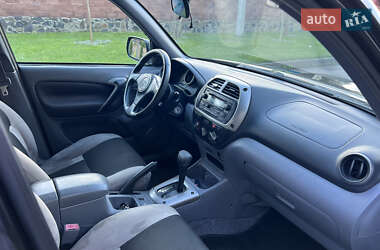 Внедорожник / Кроссовер Toyota RAV4 2003 в 