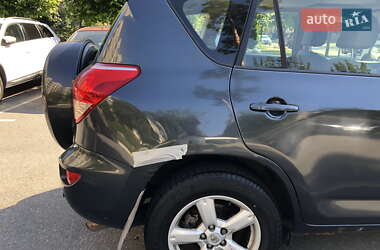 Внедорожник / Кроссовер Toyota RAV4 2007 в 