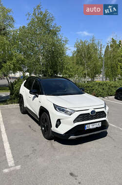 Внедорожник / Кроссовер Toyota RAV4 2019 в Днепре