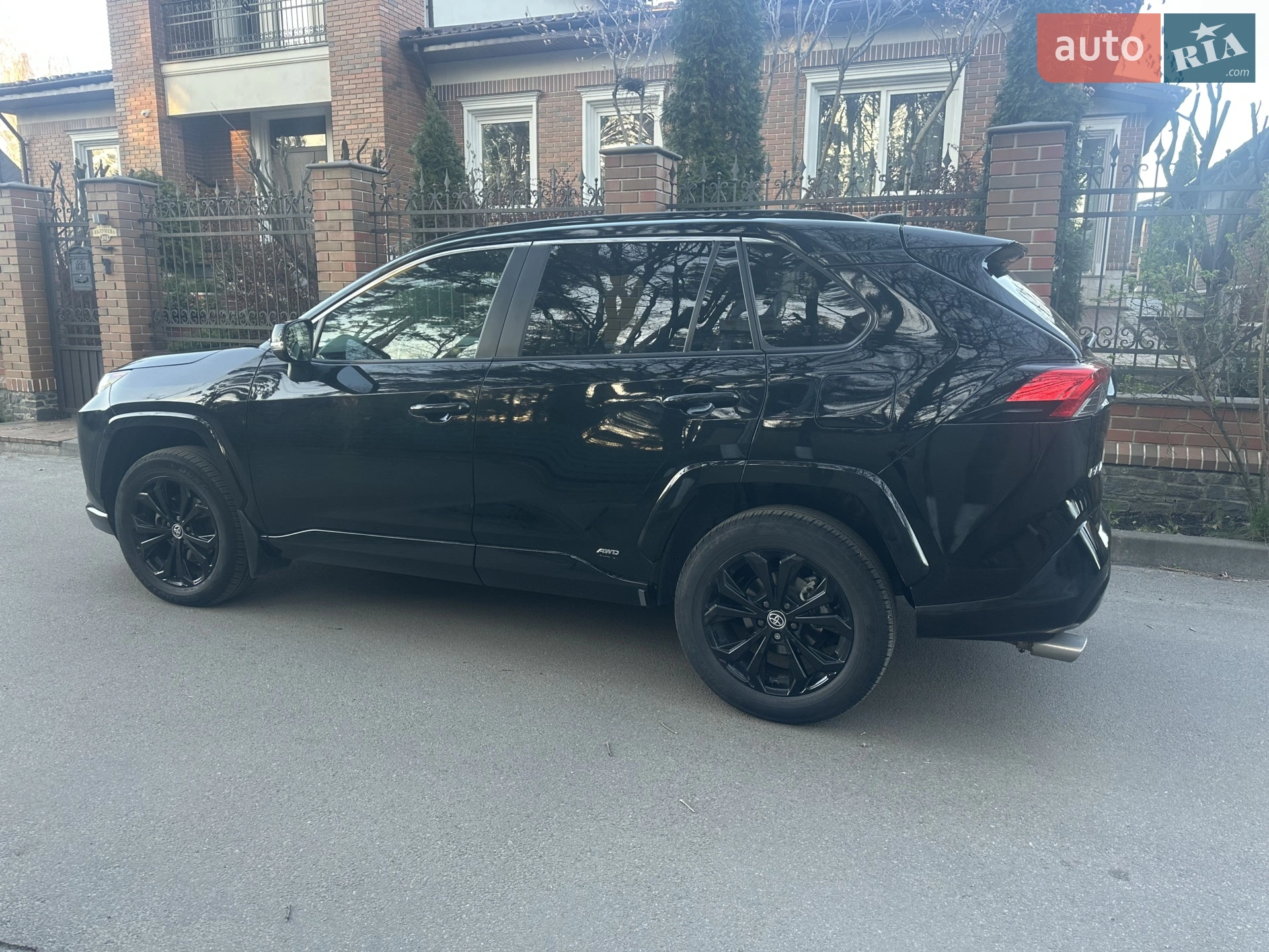 2022 Toyota RAV 4 - мініатюра 6