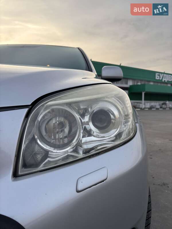 Внедорожник / Кроссовер Toyota RAV4 2008 в 