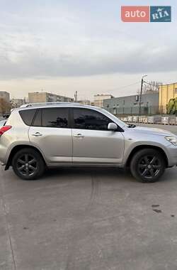 Внедорожник / Кроссовер Toyota RAV4 2008 в 