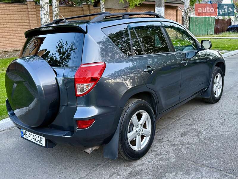 Позашляховик / Кросовер Toyota RAV4 2007 в Дніпрі