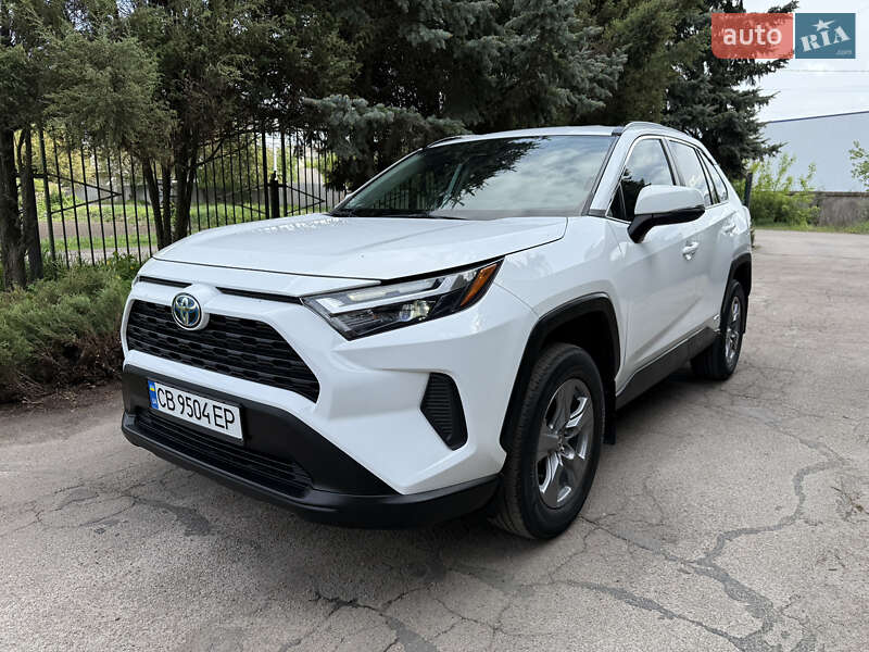 Позашляховик / Кросовер Toyota RAV4 2022 в Києві
