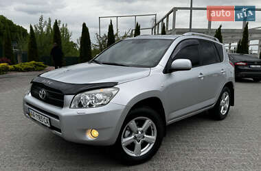 Позашляховик / Кросовер Toyota RAV4 2006 в Києві