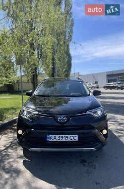 Внедорожник / Кроссовер Toyota RAV4 2017 в Киеве