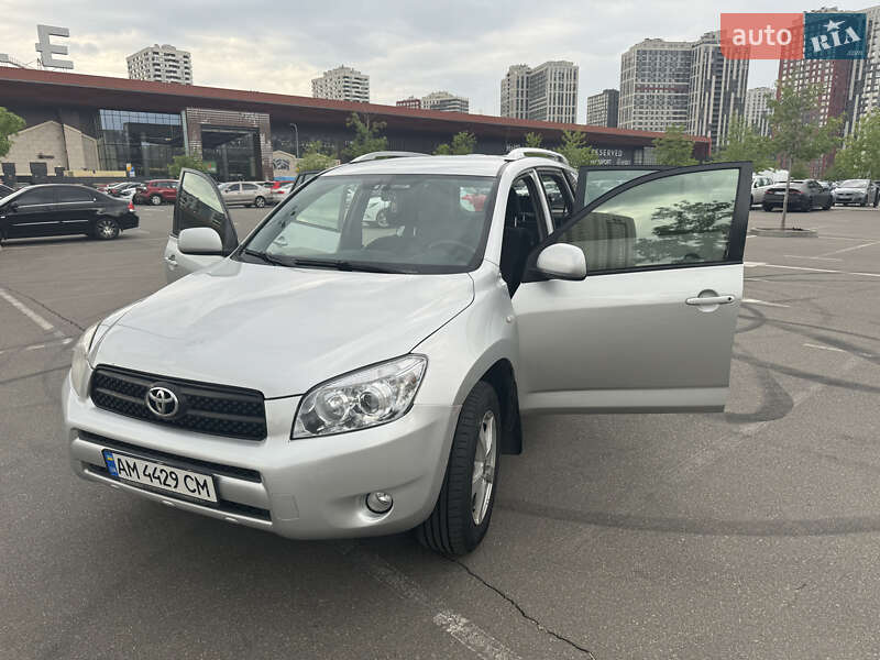 Toyota RAV4 2006