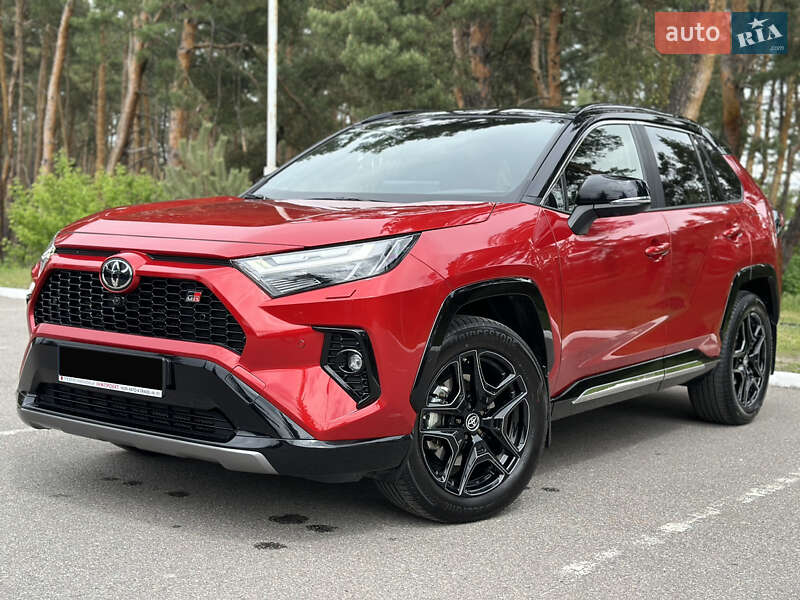 Внедорожник / Кроссовер Toyota RAV4 2024 в Киеве