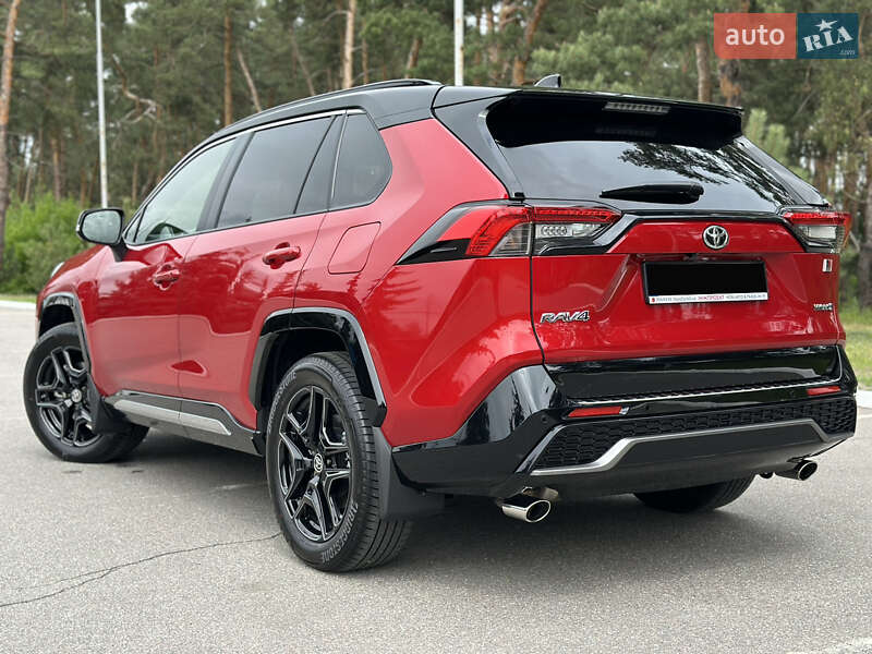 Внедорожник / Кроссовер Toyota RAV4 2024 в Киеве