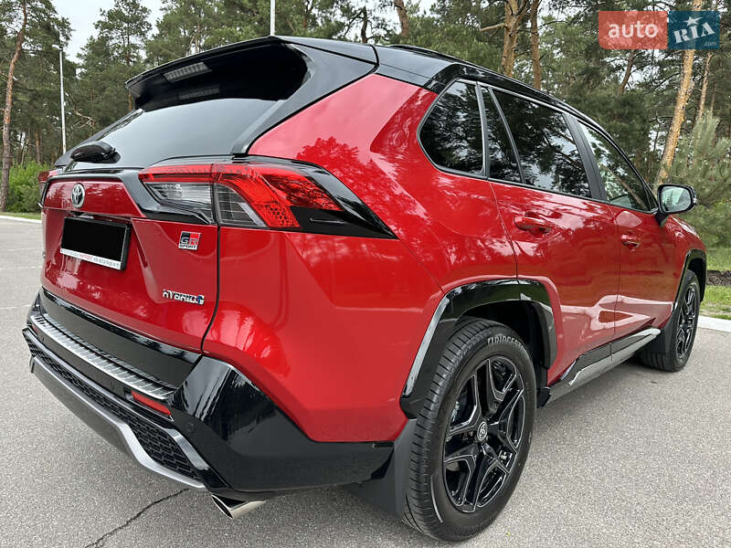 Внедорожник / Кроссовер Toyota RAV4 2024 в Киеве