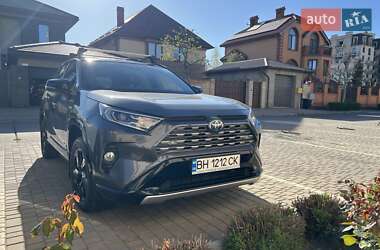 Позашляховик / Кросовер Toyota RAV4 2019 в Одесі