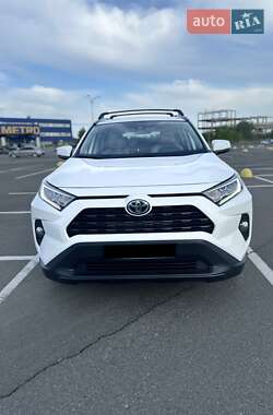 Позашляховик / Кросовер Toyota RAV4 2019 в Києві
