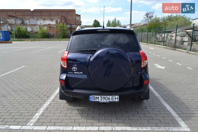 Позашляховик / Кросовер Toyota RAV4 2007 в Ромнах