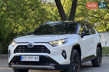 Внедорожник / Кроссовер Toyota RAV4 2024 в Днепре
