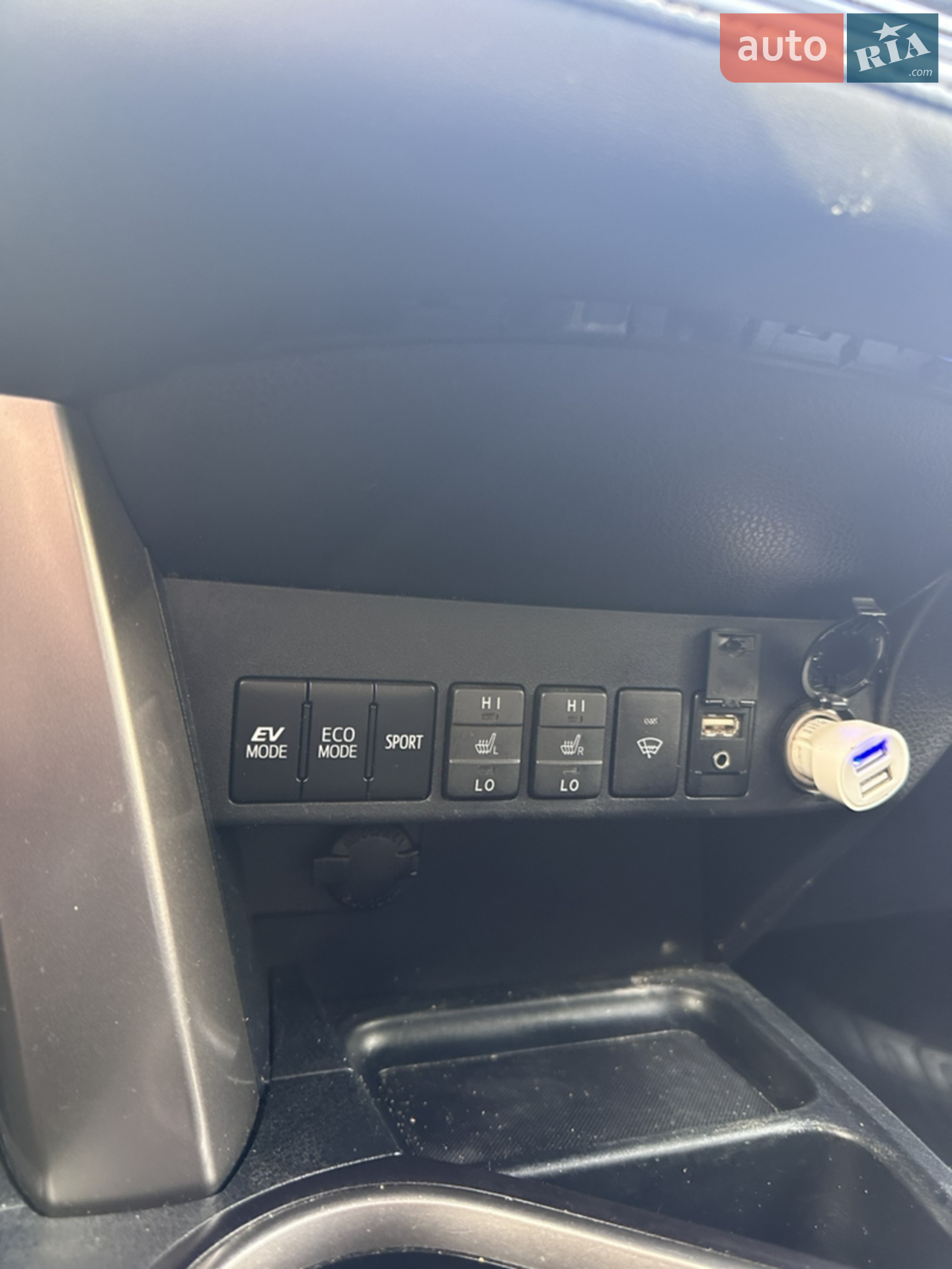 2018 Toyota RAV 4 - мініатюра 17