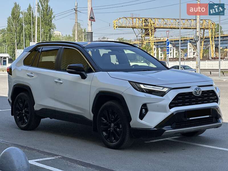 Внедорожник / Кроссовер Toyota RAV4 2023 в Киеве фото Внедорожник / Кроссовер Toyota RAV4 2023 в Киеве