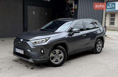 Позашляховик / Кросовер Toyota RAV4 2023 в Звягелі