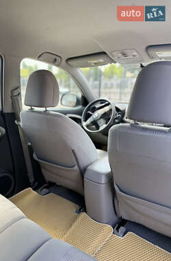 Внедорожник / Кроссовер Toyota RAV4 2011 в 