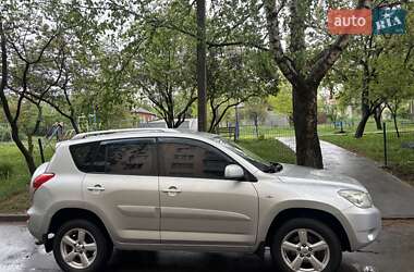 Внедорожник / Кроссовер Toyota RAV4 2006 в Харькове