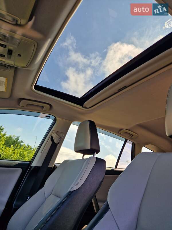 Позашляховик / Кросовер Toyota RAV4 2018 в Золочеві фото 9 Позашляховик / Кросовер Toyota RAV4 2018 в Золочеві