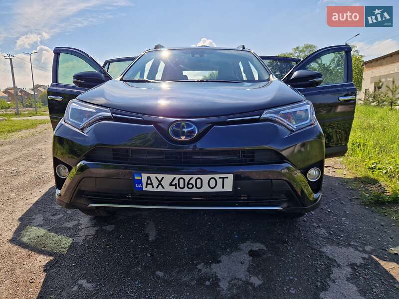 Позашляховик / Кросовер Toyota RAV4 2018 в Золочеві фото 13 Позашляховик / Кросовер Toyota RAV4 2018 в Золочеві
