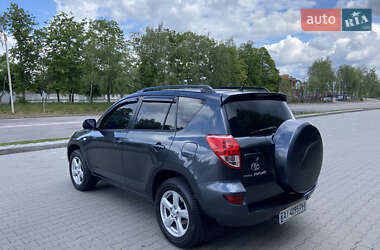 Внедорожник / Кроссовер Toyota RAV4 2006 в 