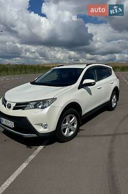 Внедорожник / Кроссовер Toyota RAV4 2014 в Ровно
