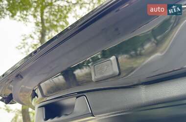 Внедорожник / Кроссовер Toyota RAV4 2020 в 